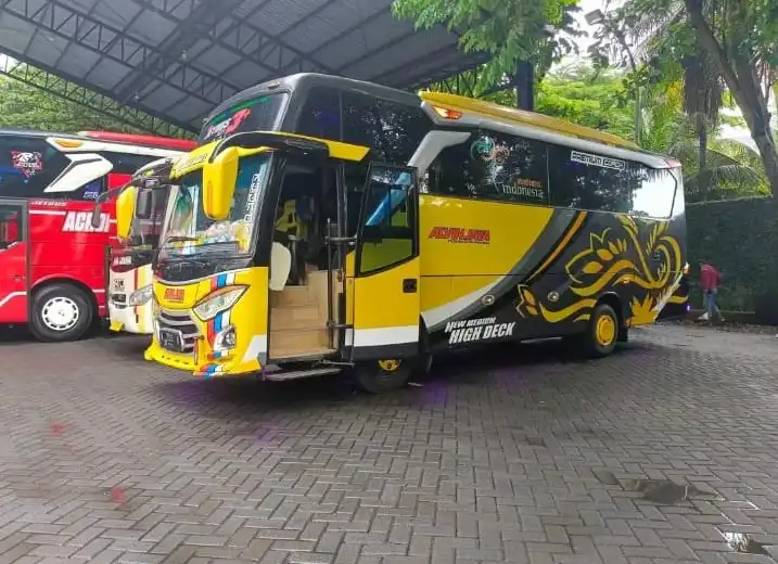 sewa bus magelang