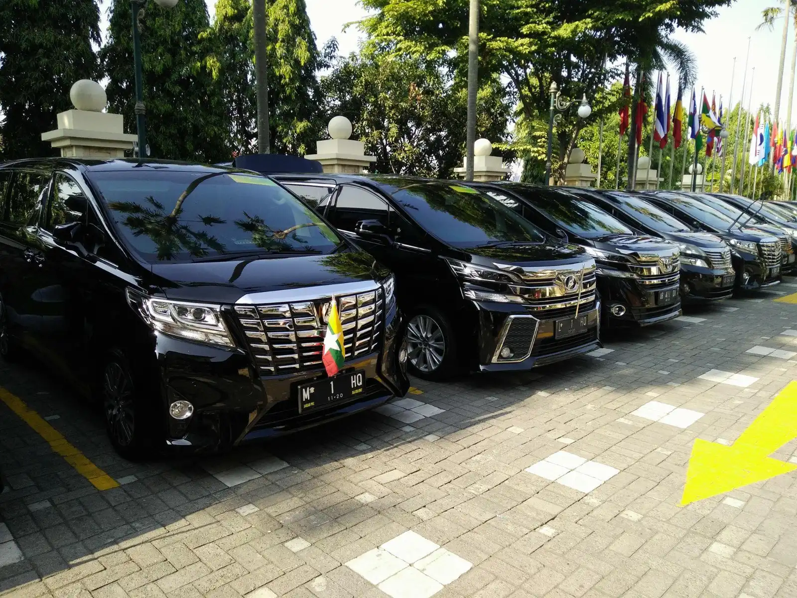 rental mobil malang